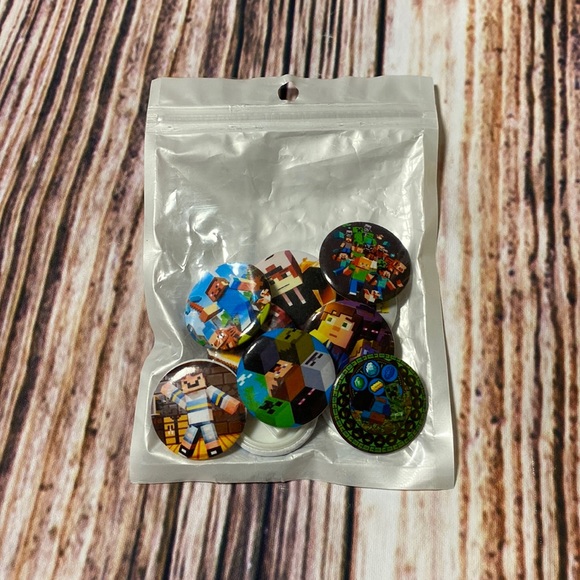 Minecraft pins (variety) - Picture 1 of 4